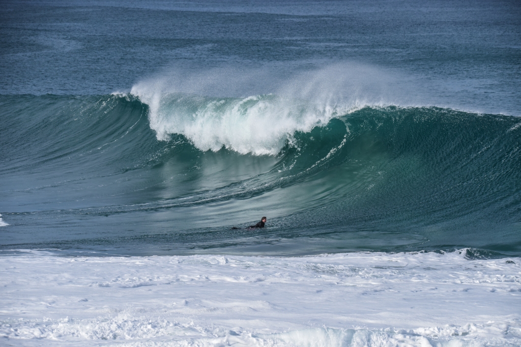 Untitled  Sea waves, Surfing waves, Ocean waves